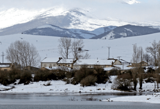 El Gobierno de Cantabria destina 817.000 euros a la construcción del campo de regatas de Campoo de Yuso El Gobierno de Cantabria destina 817.000 euros a la construcción del campo de regatas de Campoo de Yuso